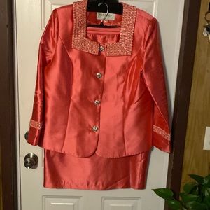 Two piece Pink skirt set